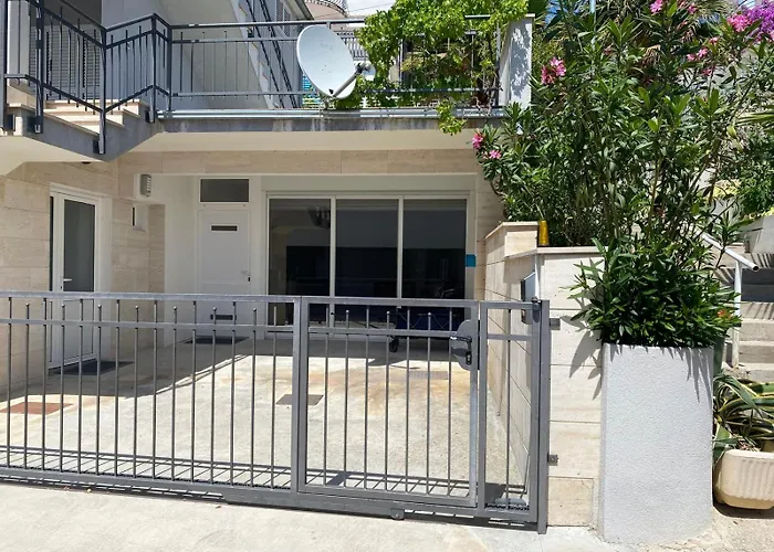 Pina Zonsa 2 Pers * טיסנו